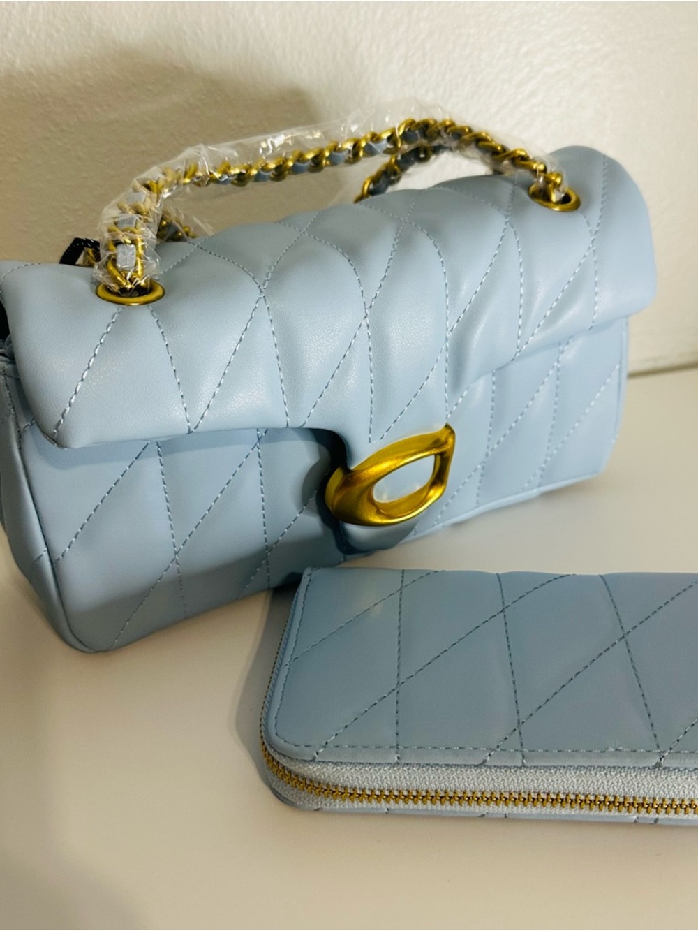 Classic Fashion Light Blue Chain Shoulder & Crossbody Bag with Gold Hardware